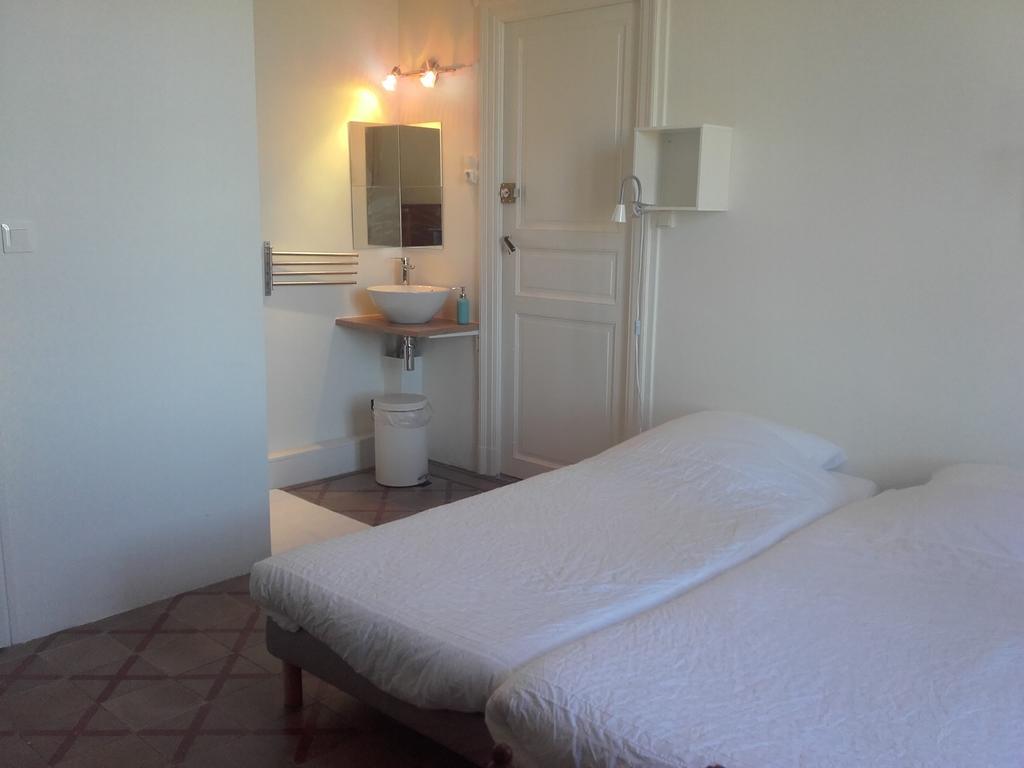 Chambre D'Hotes Avec Cuisine Commune - 5 Mns De Narbonne Cuxac-d'Aude Bagian luar foto